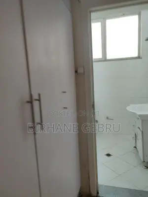 Furnished 6bdrm House in G+2 House, Bole for rent