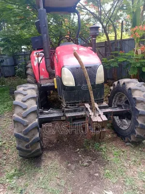 Yto X-704 Tractor