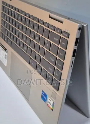 New Laptop HP Envy X360 8GB Intel Core i5 SSD 512GB