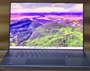 New Laptop Dell Precision 5560 16GB Intel Core i9 SSD 512GB