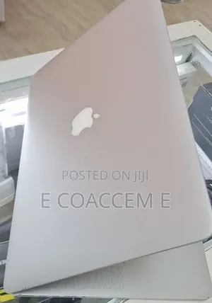 New Laptop Apple MacBook 16GB Intel Core i7 SSD 512GB