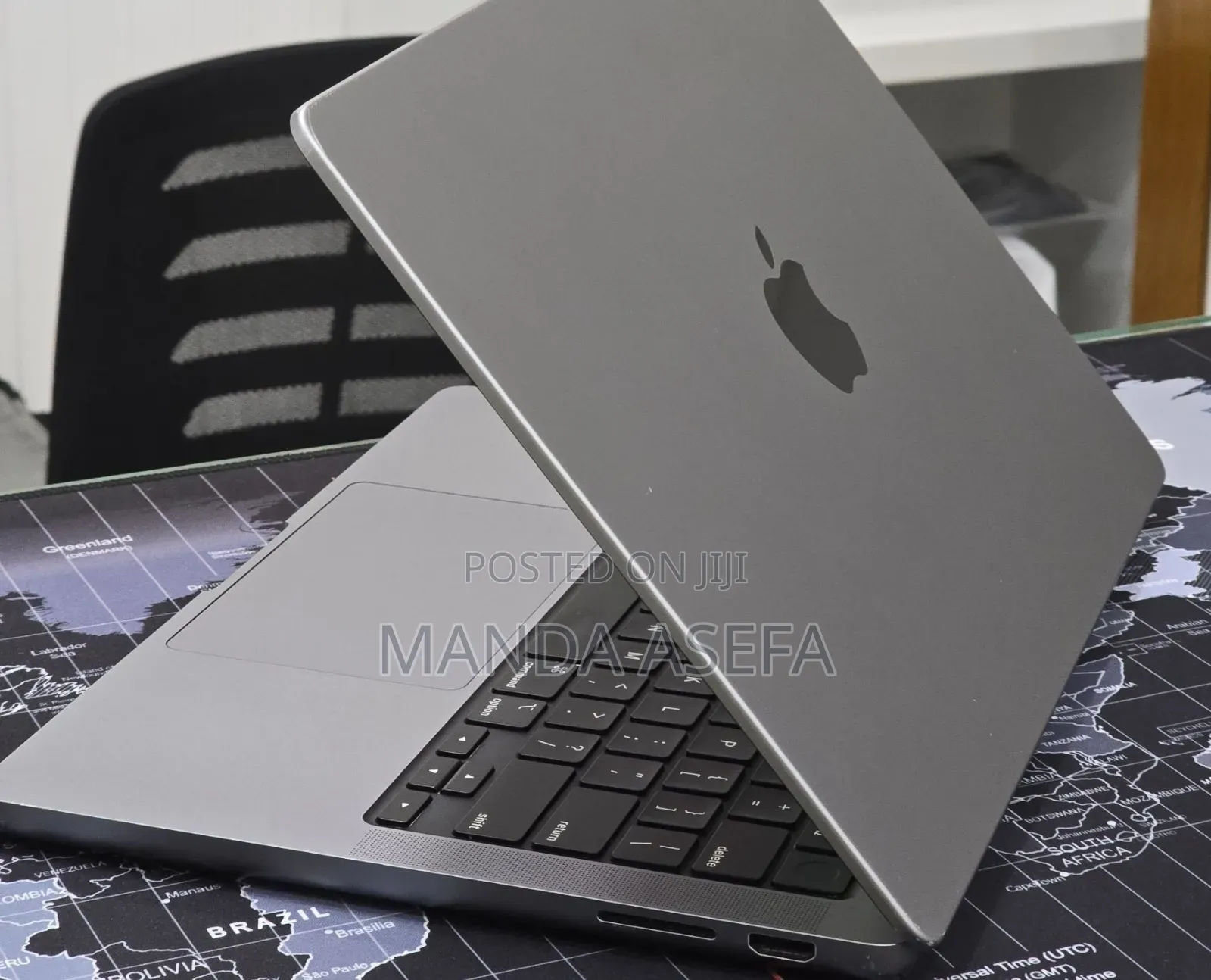 New Laptop Apple MacBook Pro 2023 M3 8GB Apple M3 Pro SSD 512GB