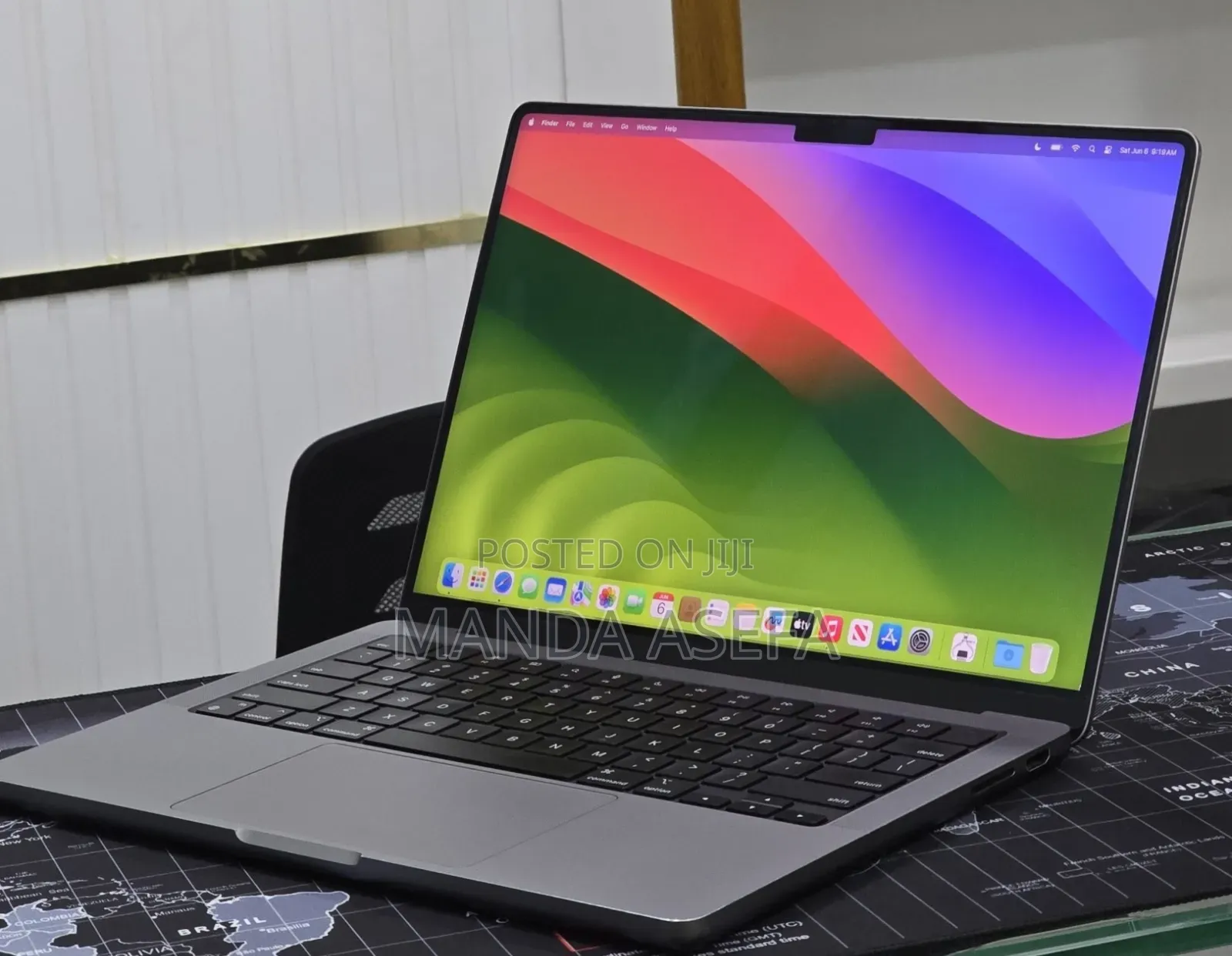 New Laptop Apple MacBook Pro 2023 M3 8GB Apple M3 Pro SSD 512GB