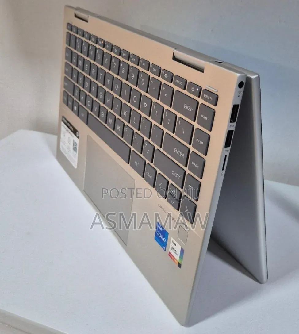 New Laptop HP Envy x360 8GB Intel Core i5 SSD 512GB