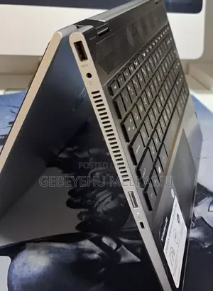 New Laptop HP Pavilion 14 8GB Intel Core i3 SSD 256GB
