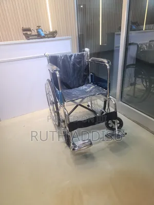 Hot Sale Manual Wheelchair With 16 Inch Inflatable Tires Wheelchair