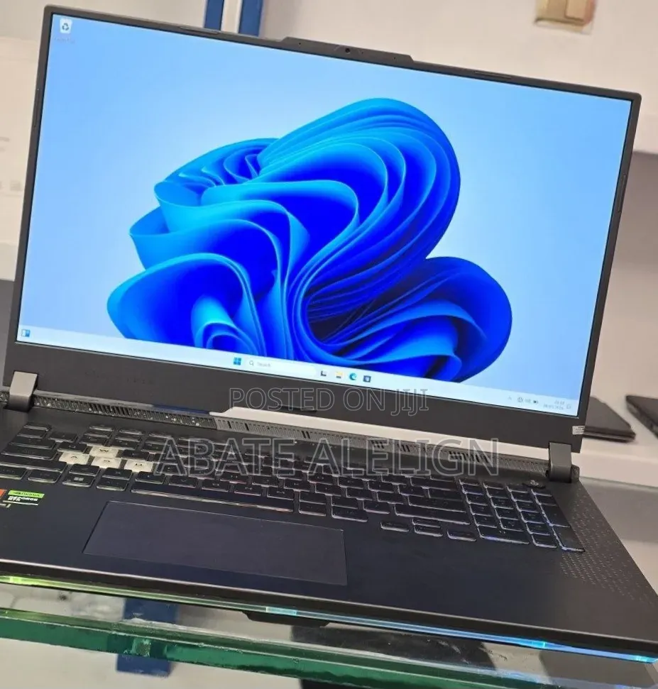 New Laptop Asus G71G 16GB AMD Ryzen 9 SSD 1T