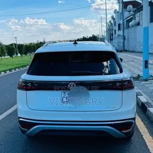 Volkswagen ID.6 2023 White