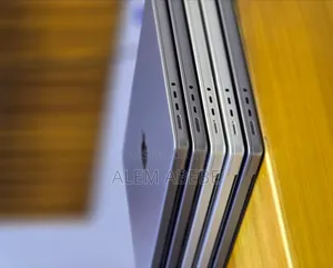 New Laptop Apple MacBook Pro 2021 M1 16GB Apple M1 Pro SSD 512GB