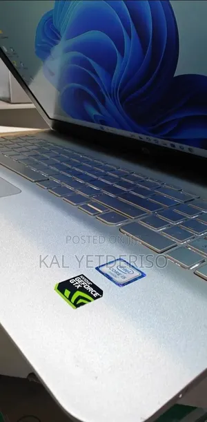 New Laptop HP Envy 13 8GB Intel Core i5 SSD 128GB