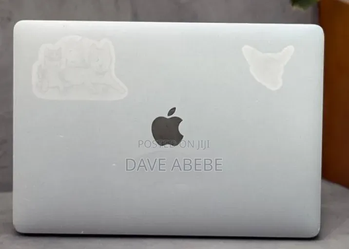 New Laptop Apple MacBook Air 2019 8GB Intel Core i5 SSD 256GB