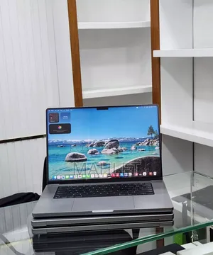 New Laptop Apple MacBook Pro 2021 M1 Max 32GB Intel Core i7 SSD 512GB