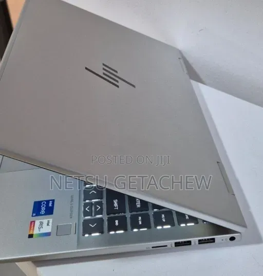 New Laptop HP Envy X360 8GB Intel Core i5 SSD 512GB
