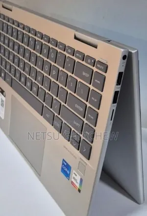 New Laptop HP Envy X360 8GB Intel Core i5 SSD 512GB