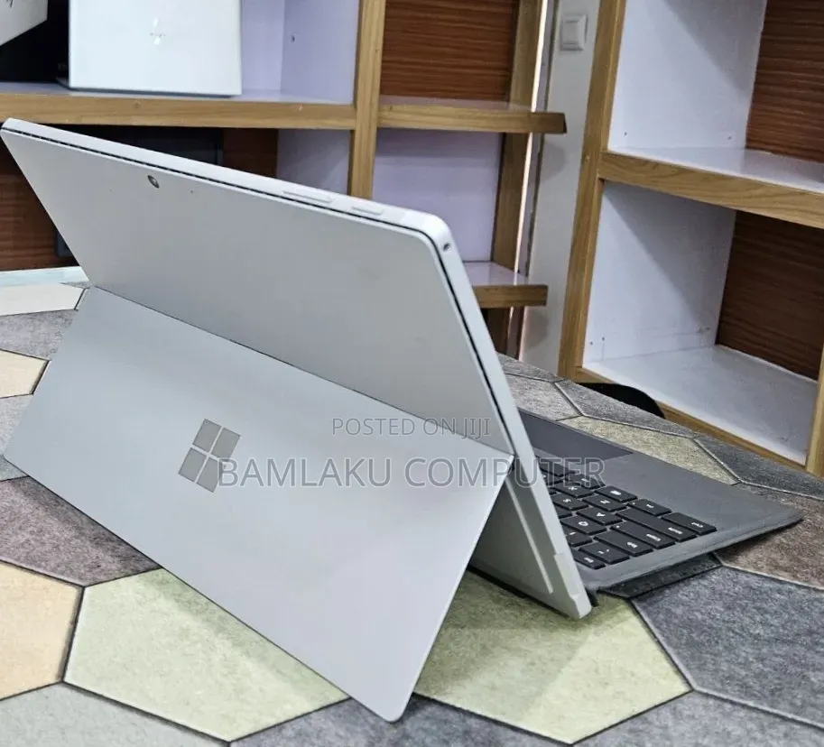 New Laptop Microsoft Surface Pro 7+ 16GB Intel Core i7 SSD 512GB