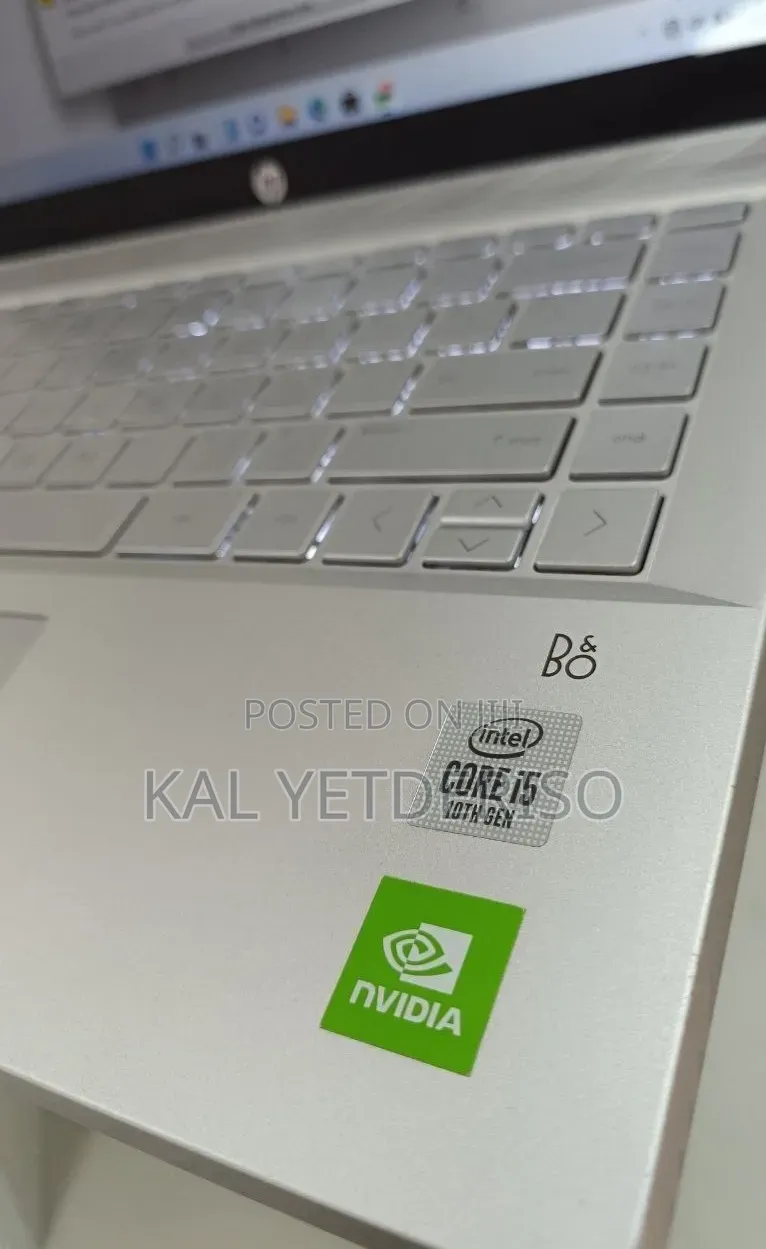 New Laptop HP Pavilion 15 8GB Intel Core i5 SSD 512GB