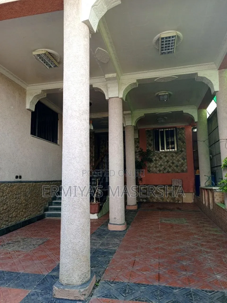 Furnished 9bdrm House in Yeka for sale