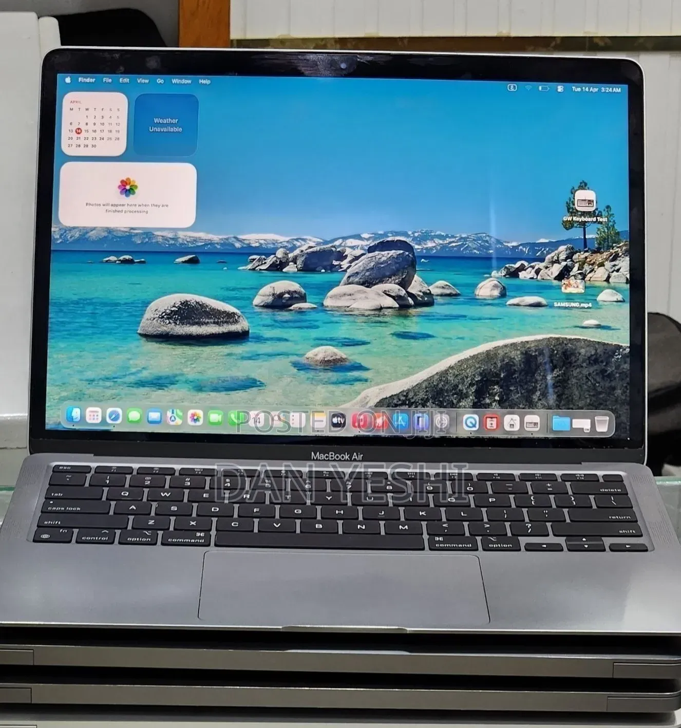 New Laptop Apple MacBook Air 8GB Apple M1 SSD 256GB