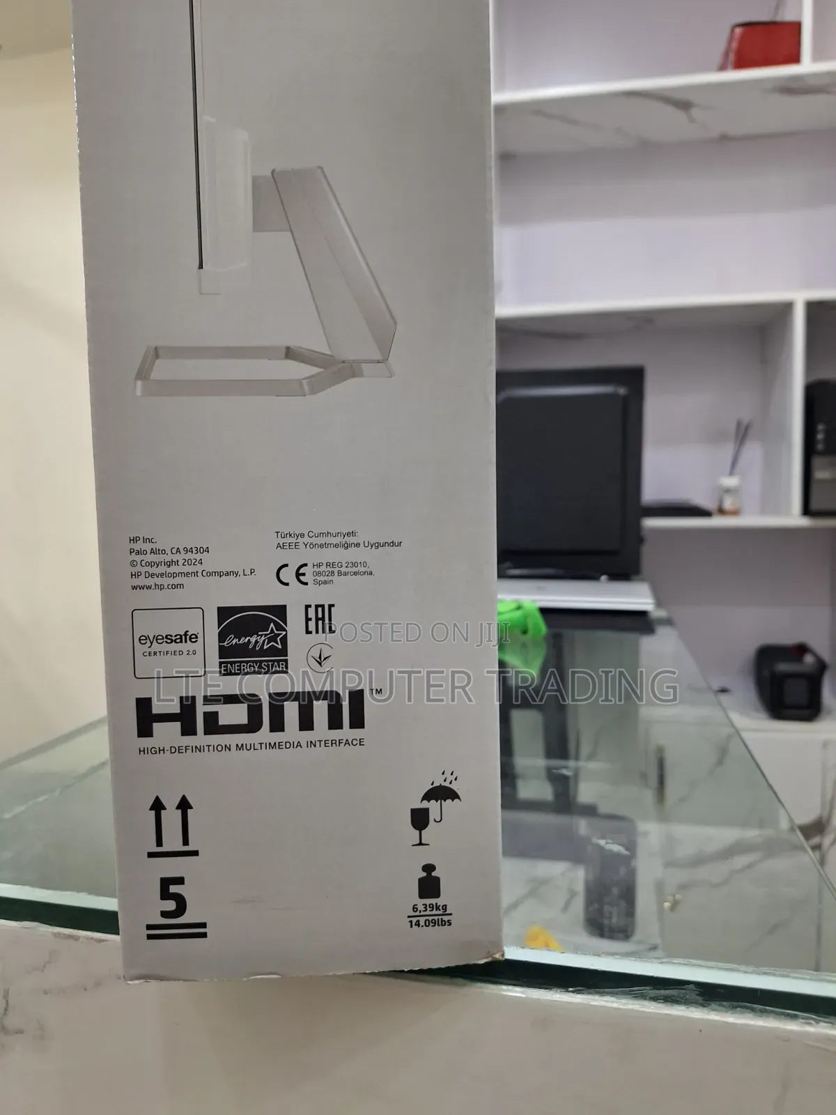 27 Inch Hp Packed Monitor
