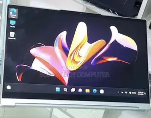 New Laptop Lenovo Yoga 9i 16GB Intel Core i7 SSD 512GB