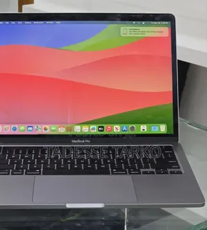 New Laptop Apple MacBook Pro 2020 M1 8GB Apple M1 Pro SSD 512GB