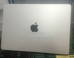 New Laptop Apple MacBook 32GB Apple M1 Pro SSD 512GB
