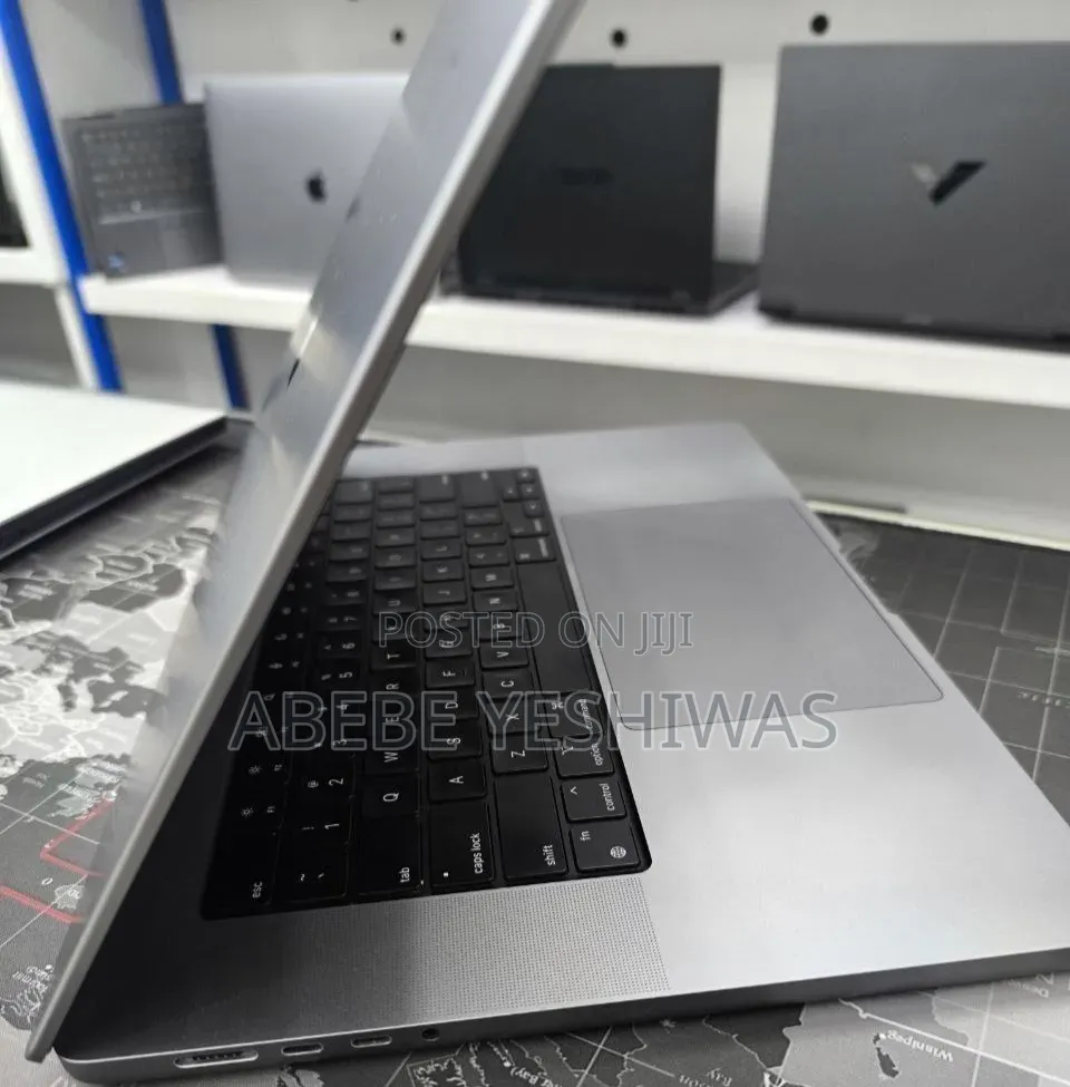 New Laptop Apple MacBook Pro 2021 M1 Max 32GB Apple M1 Max SSD 1T
