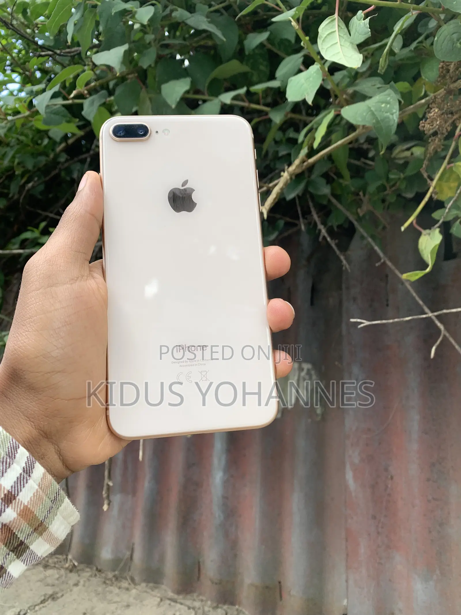 Apple iPhone 8 Plus 64 GB Gold