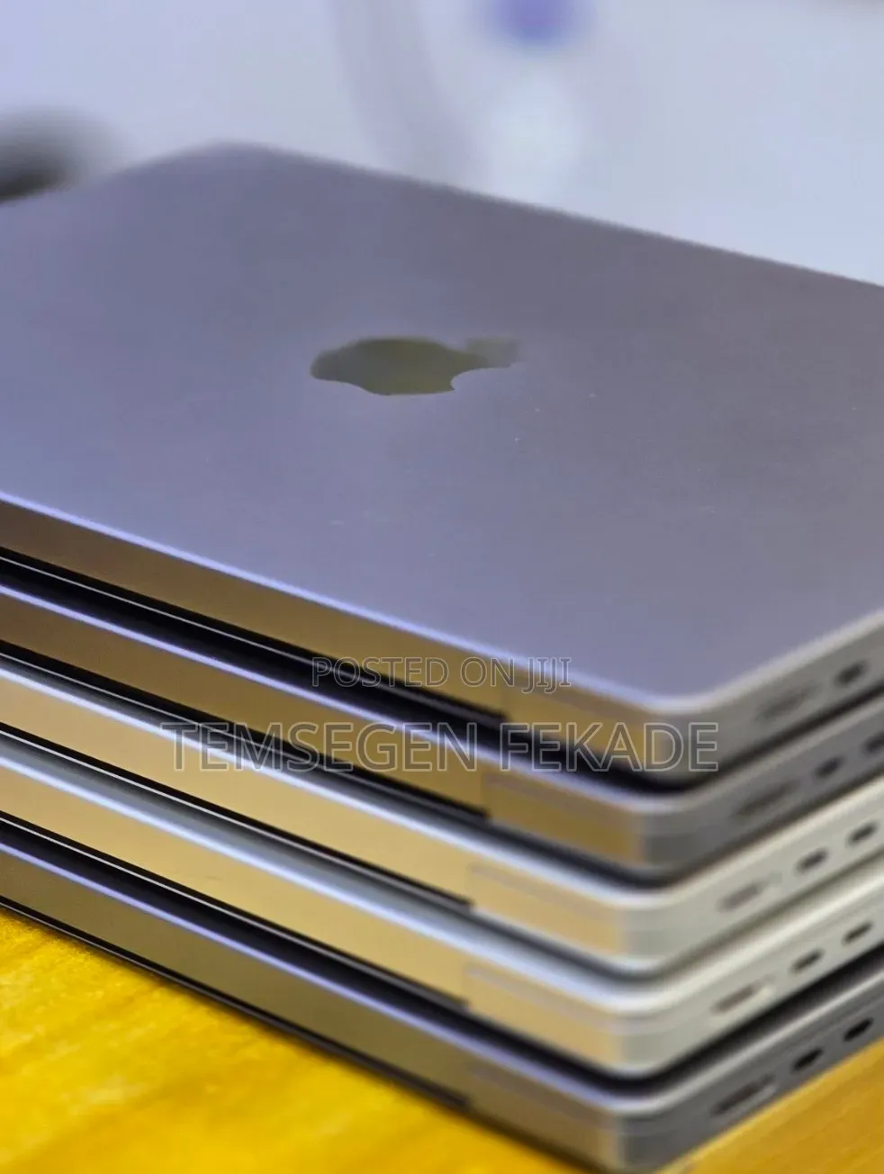 New Laptop Apple MacBook Pro 2021 M1 16GB Apple M1 Pro SSD 512GB