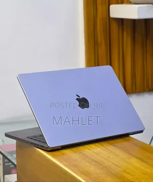 New Laptop Apple MacBook Pro 2021 M1 Max 16GB Intel Core i7 SSD 512GB