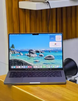 New Laptop Apple MacBook Pro 2021 M1 Max 16GB Intel Core i7 SSD 512GB