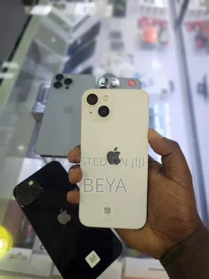 New Apple iPhone 13 128 GB White