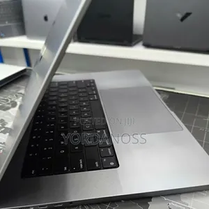 New Laptop Apple MacBook Pro 2021 M1 Max 32GB Apple M1 Max SSD 1T