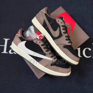 Nike Air Jordan 1 Low X Travis Scott in Mocha,