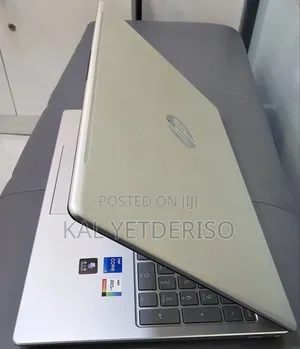 New Laptop HP EliteBook 840 G7 16GB Intel Core i5 SSD 512GB