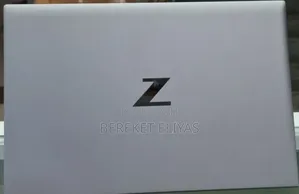 New Laptop HP ZBook Firefly 14 G7 16GB Intel Core i7 SSD 512GB