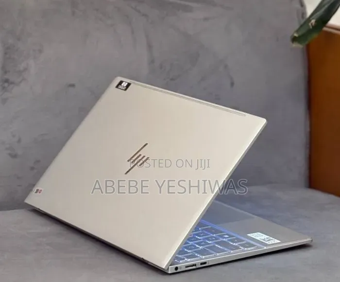New Laptop HP Envy 13 16GB Intel Core i7 SSD 512GB