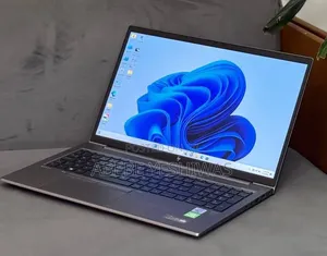 New Laptop HP ZBook Firefly 14 G7 16GB Intel Core i7 SSD 512GB