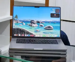 New Laptop Apple MacBook 32GB Apple M1 Pro SSD 512GB