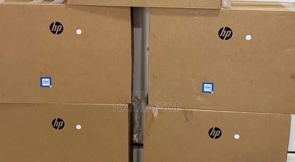 New HP 200 G4 22 All-in-One 8GB Intel Core i5 SSD 512GB