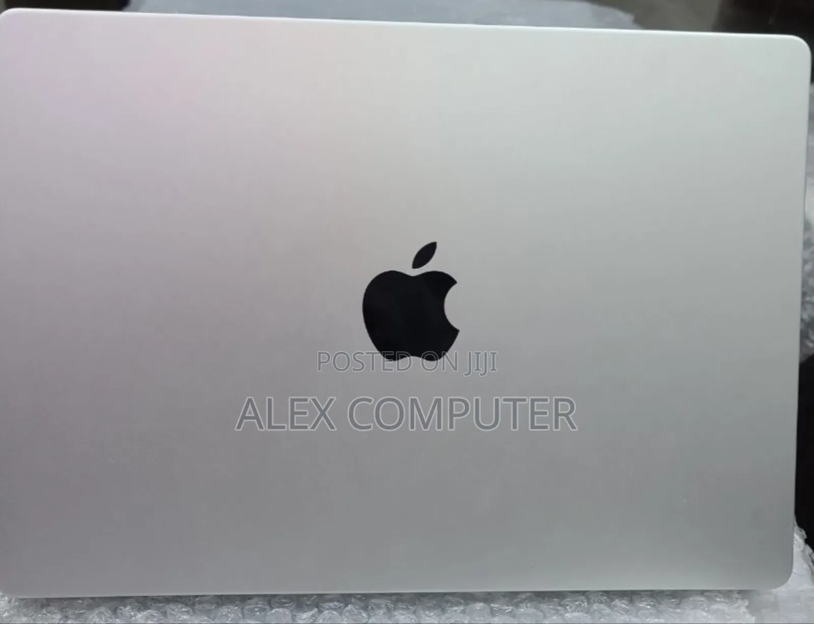New Laptop Apple MacBook Pro 2021 M1 16GB Apple M1 Pro SSD 512GB