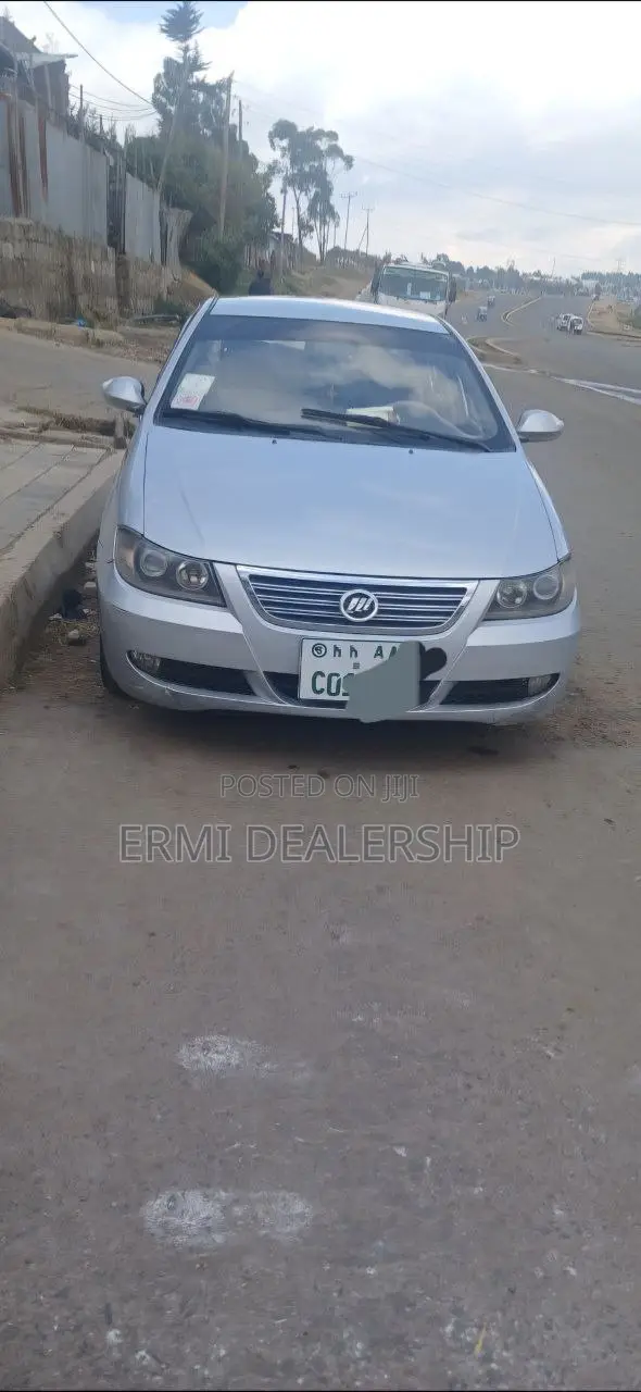 Lifan 520 2012 Gray