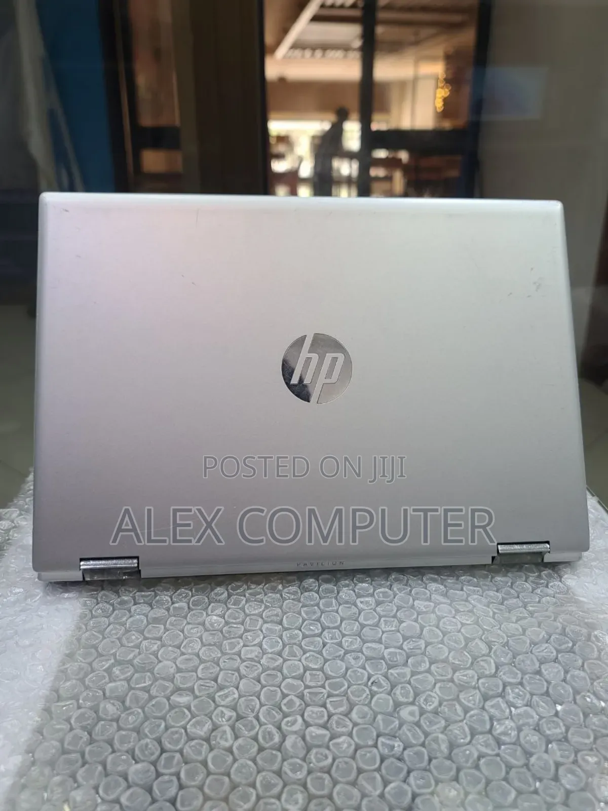New Laptop HP Pavilion 14 8GB Intel Core i3 SSD 128GB