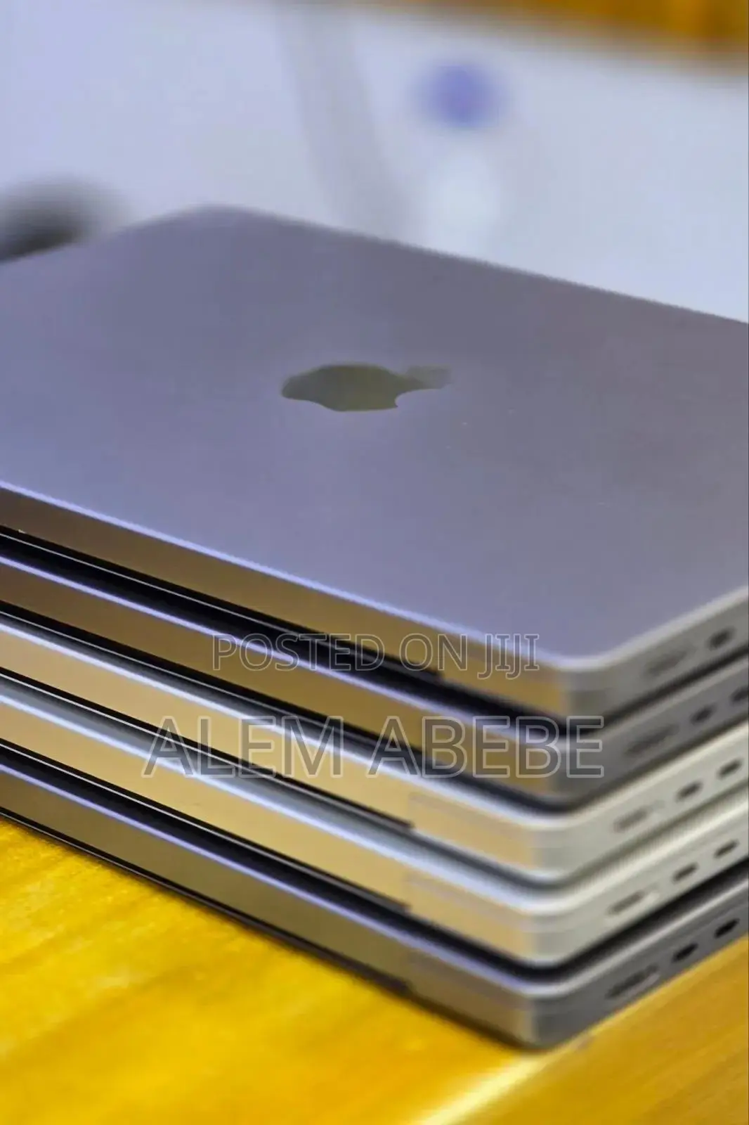 New Laptop Apple MacBook Pro 2021 M1 16GB Apple M1 Pro SSD 512GB