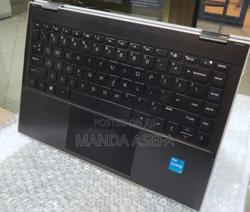 Laptop HP Pavilion 14 x360 2-in-1 8GB Intel Core i3 SSD 128GB