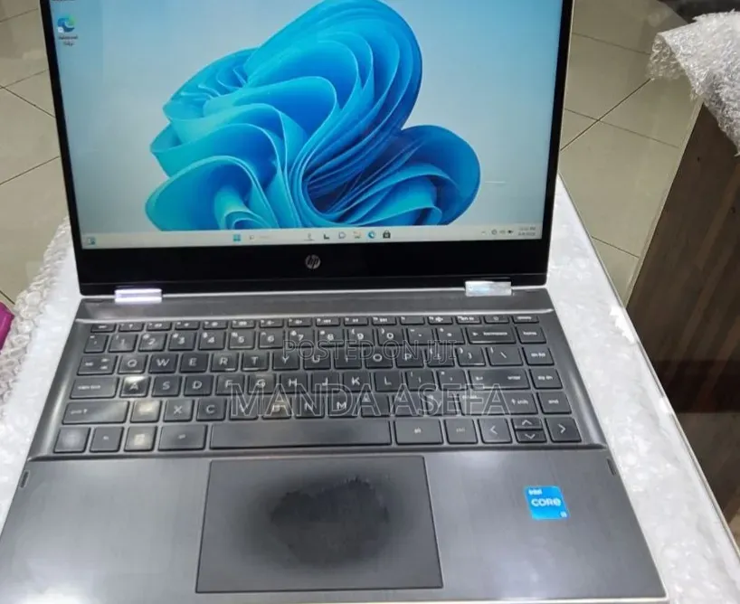 Laptop HP Pavilion 14 x360 2-in-1 8GB Intel Core i3 SSD 128GB
