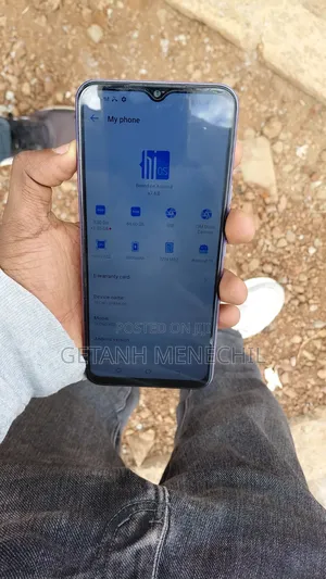 Tecno Spark 8C 64 GB