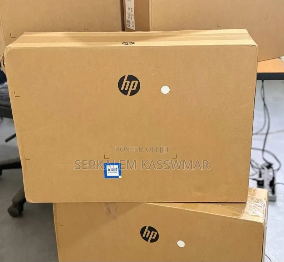 New Desktop Computer HP 200 G4 All-in-One 8GB Intel Core i5 SSD 512GB
