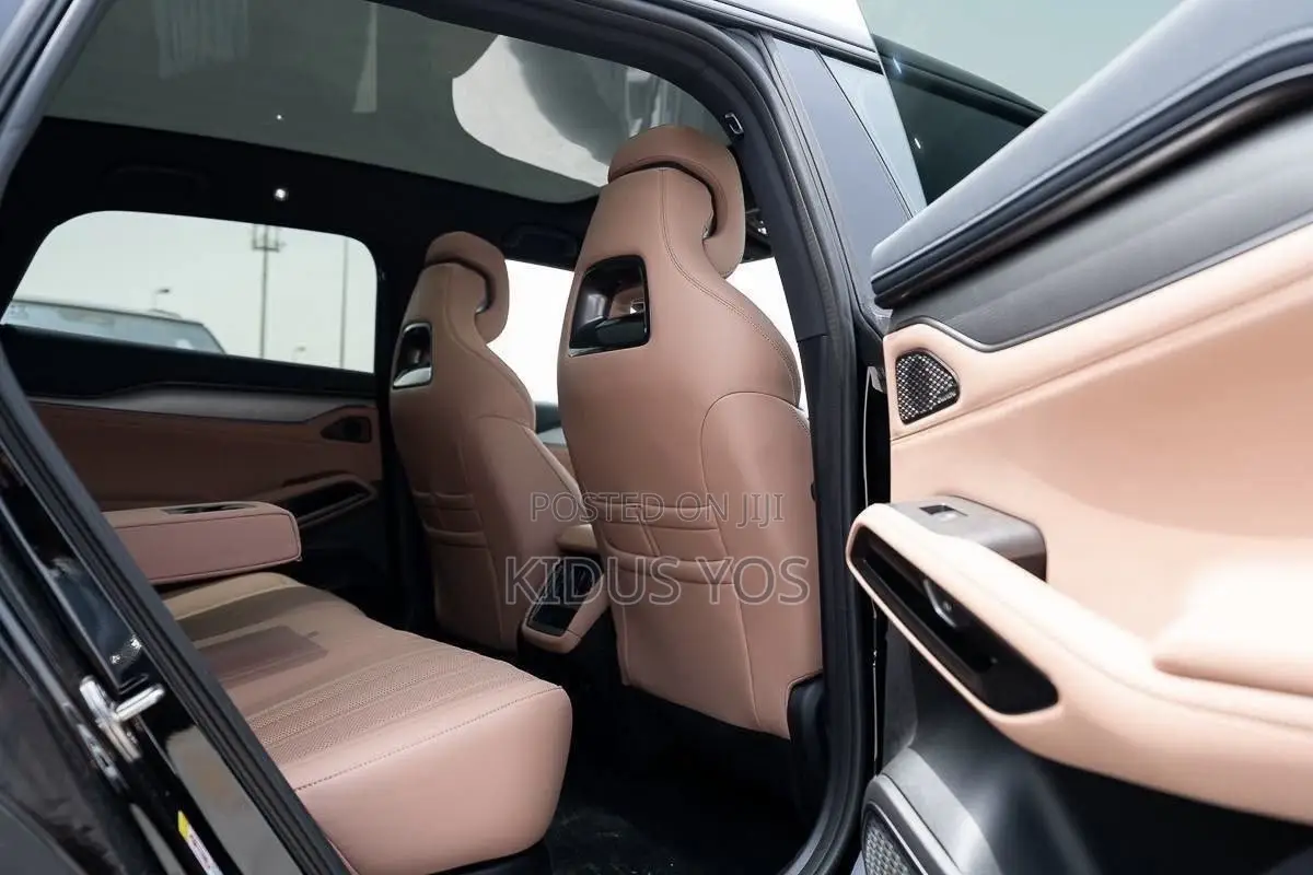 New BYD Song L DM-i 2025 Black