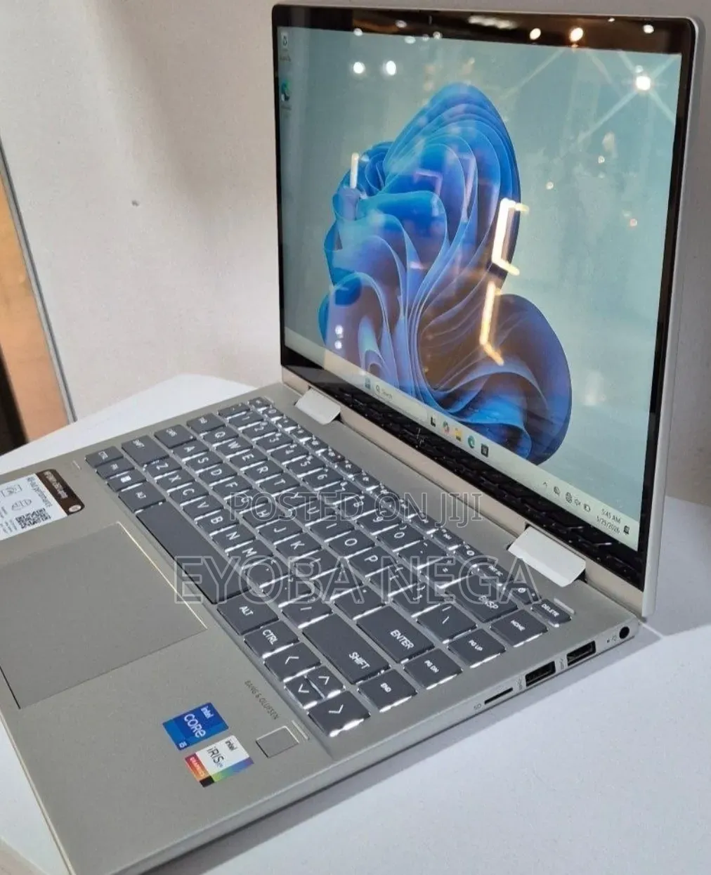 New Laptop HP Envy x360 8GB Intel Core i5 SSD 512GB